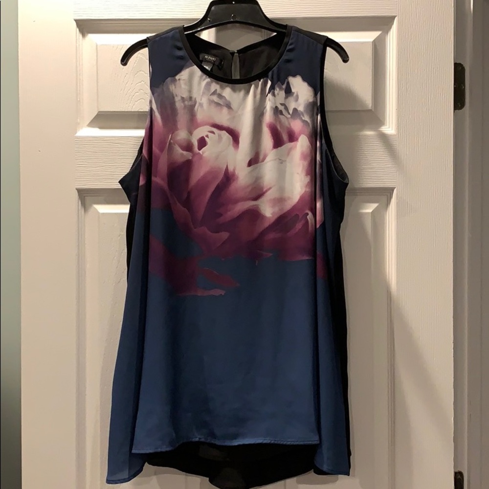 Alfani Swing Top